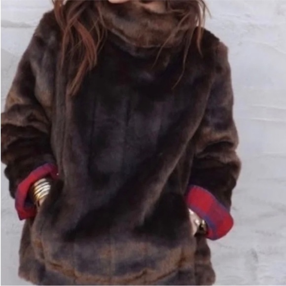 Banana Republic Brown Faux Fur Pullover Jacket with Pockets - Picture 3 of 16